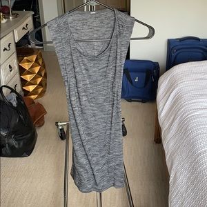 Lululemon heathered grey tank